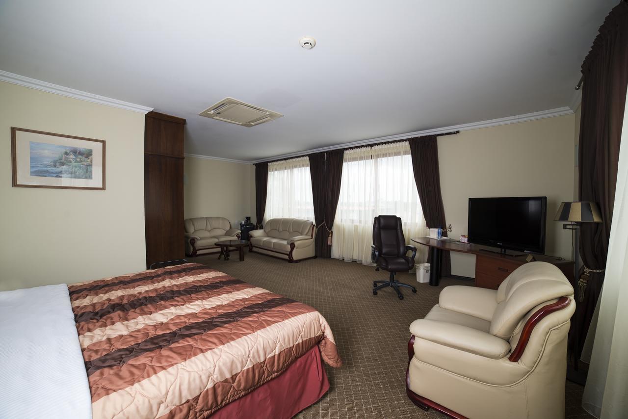 Hotel Elegance Nv ปารามารีโบ ภายนอก รูปภาพ