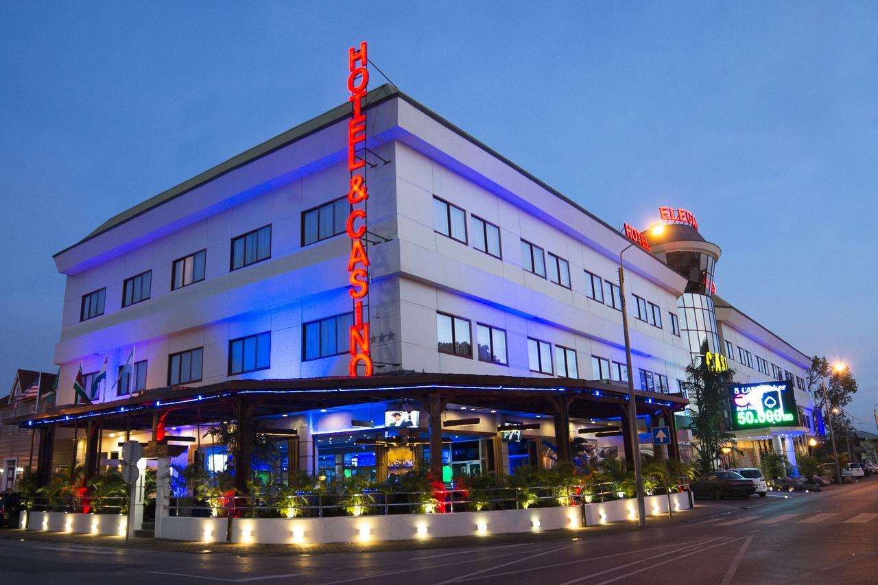 Hotel Elegance Nv ปารามารีโบ ภายนอก รูปภาพ