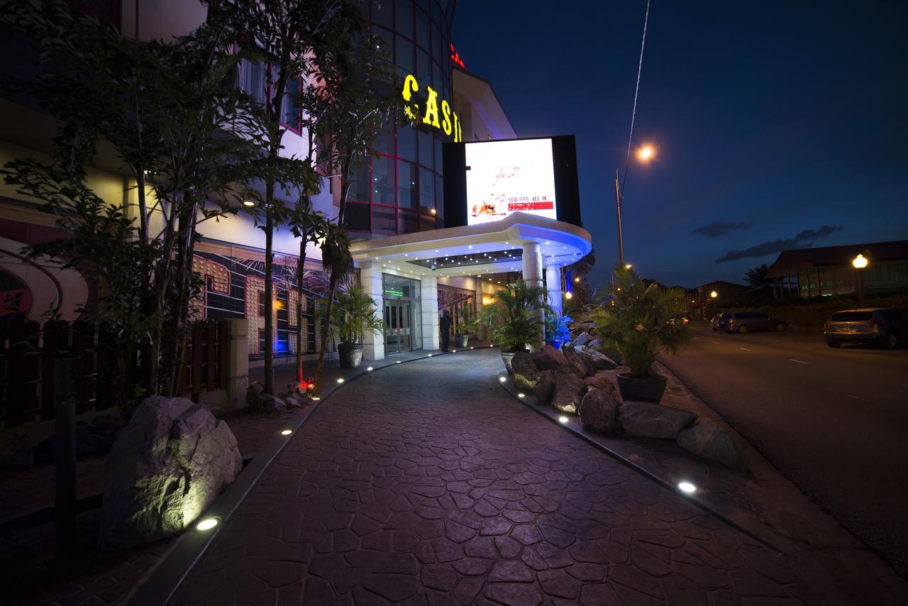 Hotel Elegance Nv ปารามารีโบ ภายนอก รูปภาพ