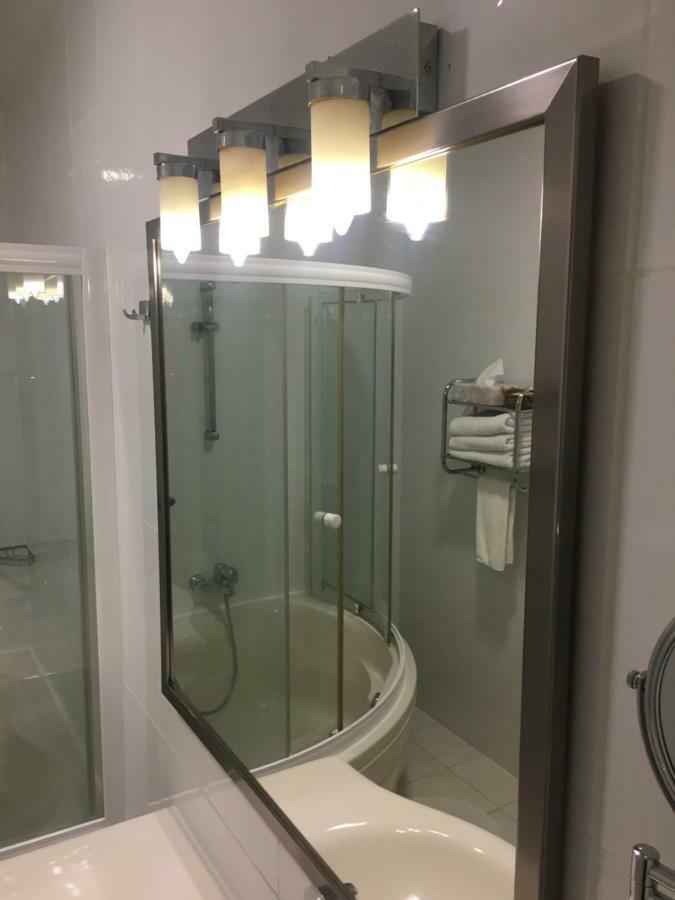 Hotel Elegance Nv ปารามารีโบ ภายนอก รูปภาพ